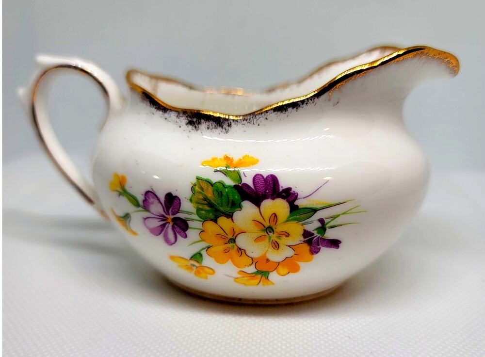 Royal Albert England Bone China Primulette Pattern Creamer VNTG English Floral